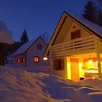 Gorskie Domki Nad Strumieniem Z Mozliwoscia Dostepu Do Sauny, Goracej Beczki, Basenu- Szklarska Poreba Vakantiehuis *