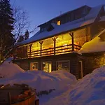 Gorskie Domki Nad Strumieniem Z Mozliwoscia Dostepu Do Sauny, Goracej Beczki, Basenu- Szklarska Poreba Vakantiehuis Szklarska Poręba