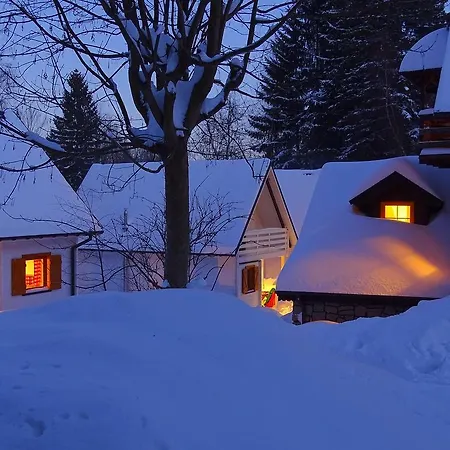 Gorskie Domki Z Sauna, Balia I Dostepem Do Basenu Szklarska Poreba Holiday home Szklarska Poreba